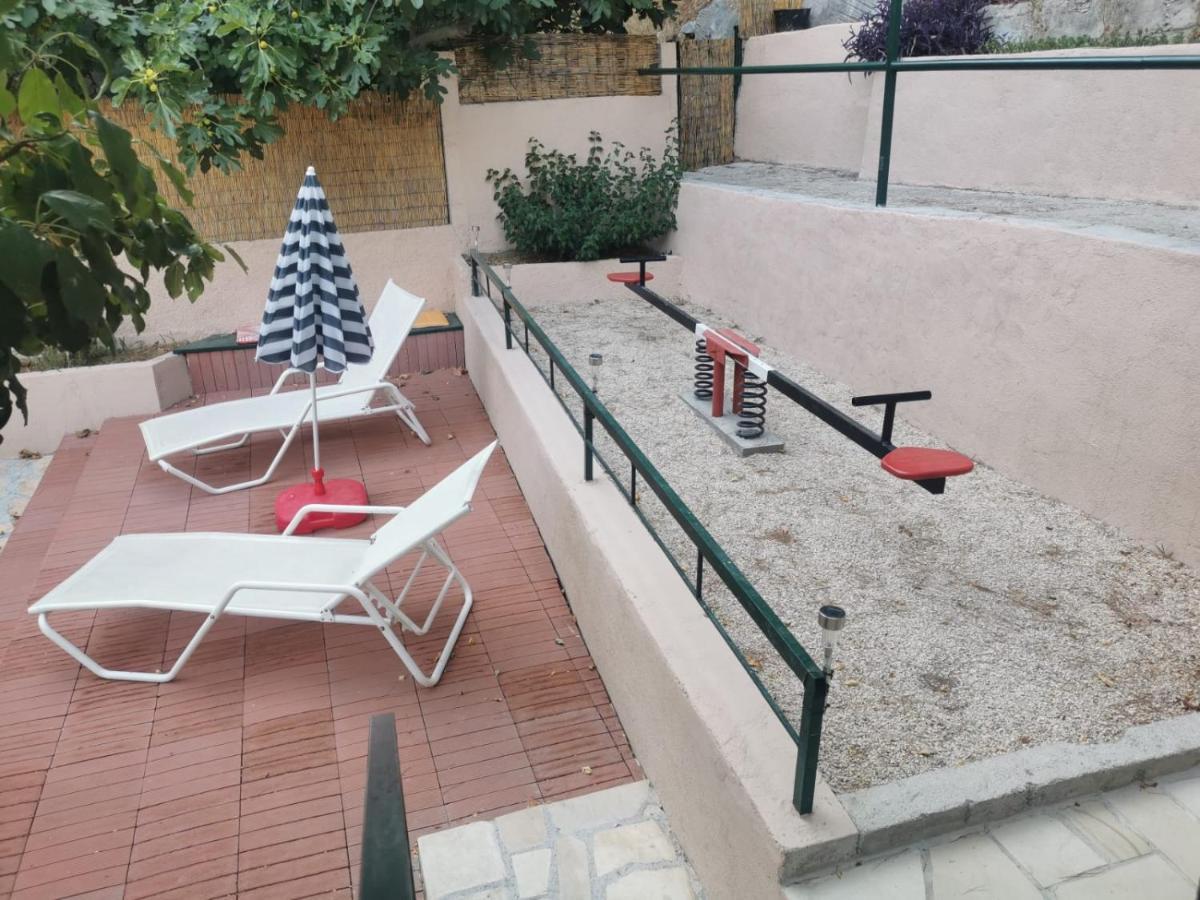 Big And Spacious Apartment In The Heart Of Omiš Екстериор снимка
